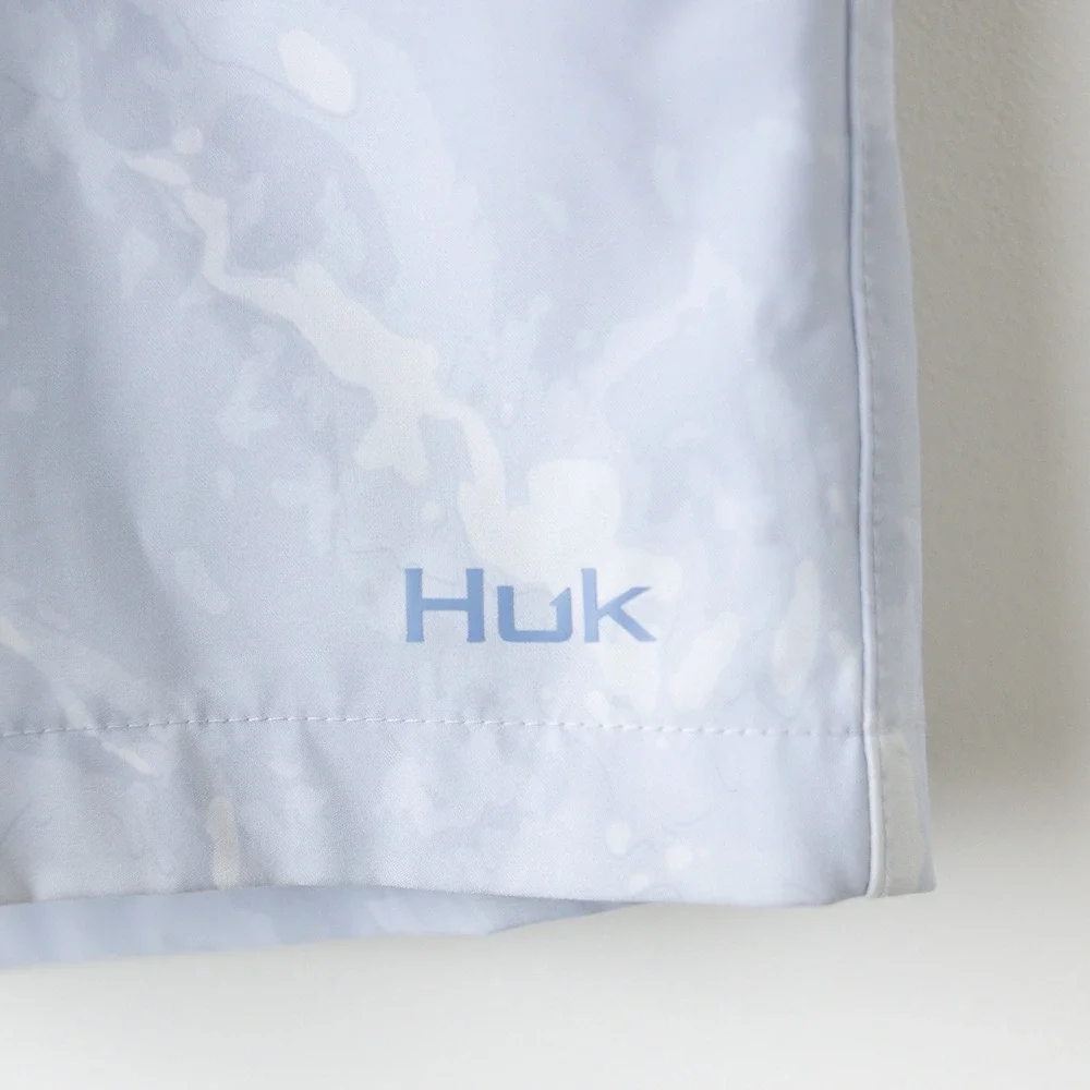 Huk Pursuit Mossy Oak Volley Shorts Fishing Mens Large Light Blue Camo Lined